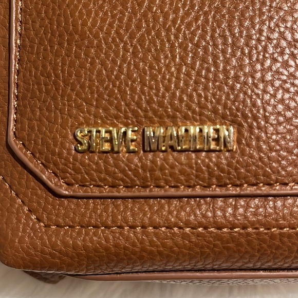 Brown Leather Tote Bag with Pouch - Picture 4 of 7